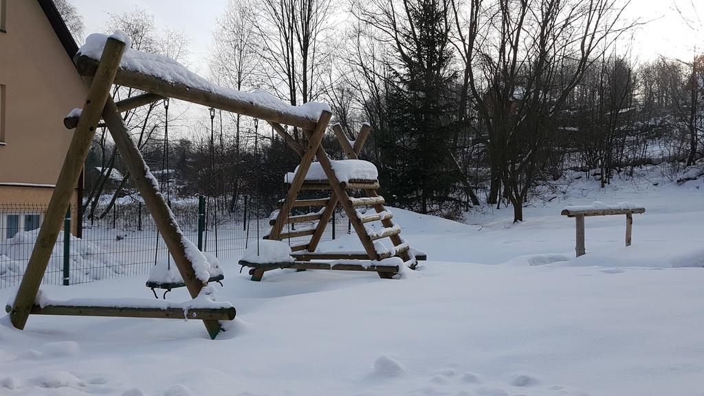 Dom Goscinny Jawor Czarnypotok Krynica Zdroj Luaran gambar